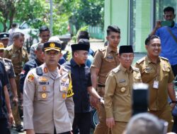 Patroli Bersama Forkopimda, Kapolres Lampung Utara Tinjau Langsung Logistik Pemilu di PPK